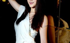 彩翼无遮挡漫画游泳